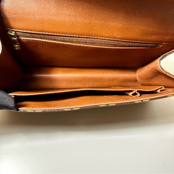 S⭕️LD. Authentic LV Dame Pochette 26 - Picture 8 of 11